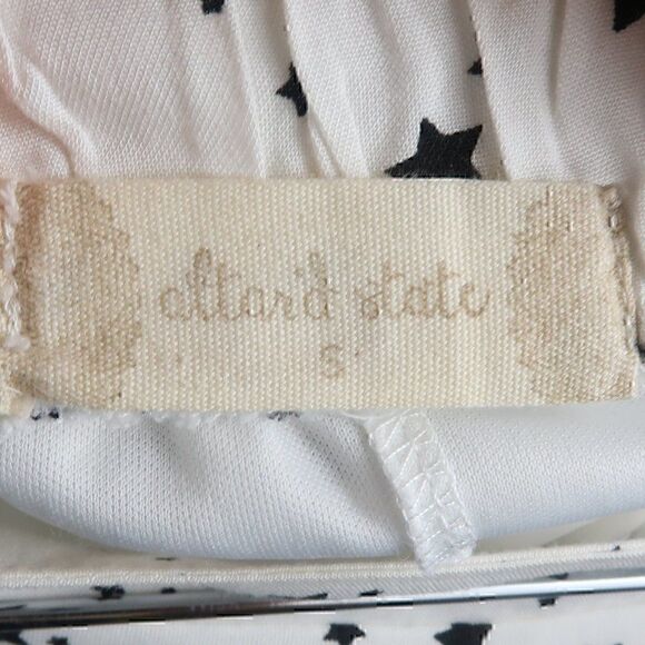ALTAR'D STATE WHITE WITH BLACK STARS MINI TULIPSKIRT SIZE SMALL - Picture 2 of 8